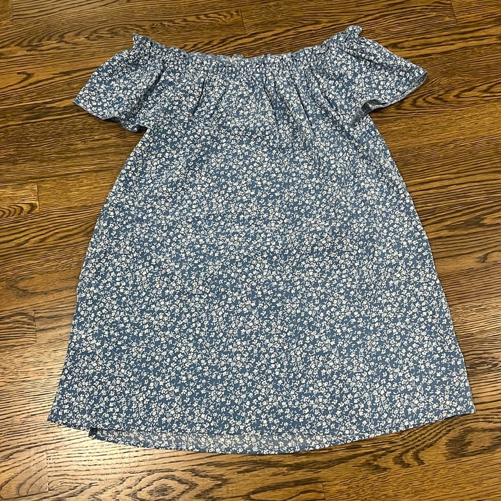 women’s dress!